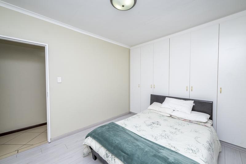 To Let 6 Bedroom Property for Rent in Kleinbron Estate Western Cape